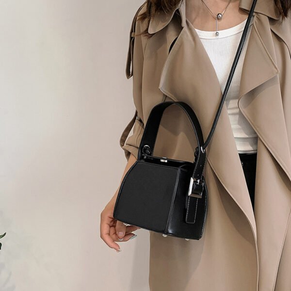 PU Small Square Shoulder Bag - black