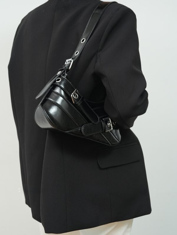 Retro Niche Single-Shoulder Armpit Bag Commuter Crossbody Bag - color black